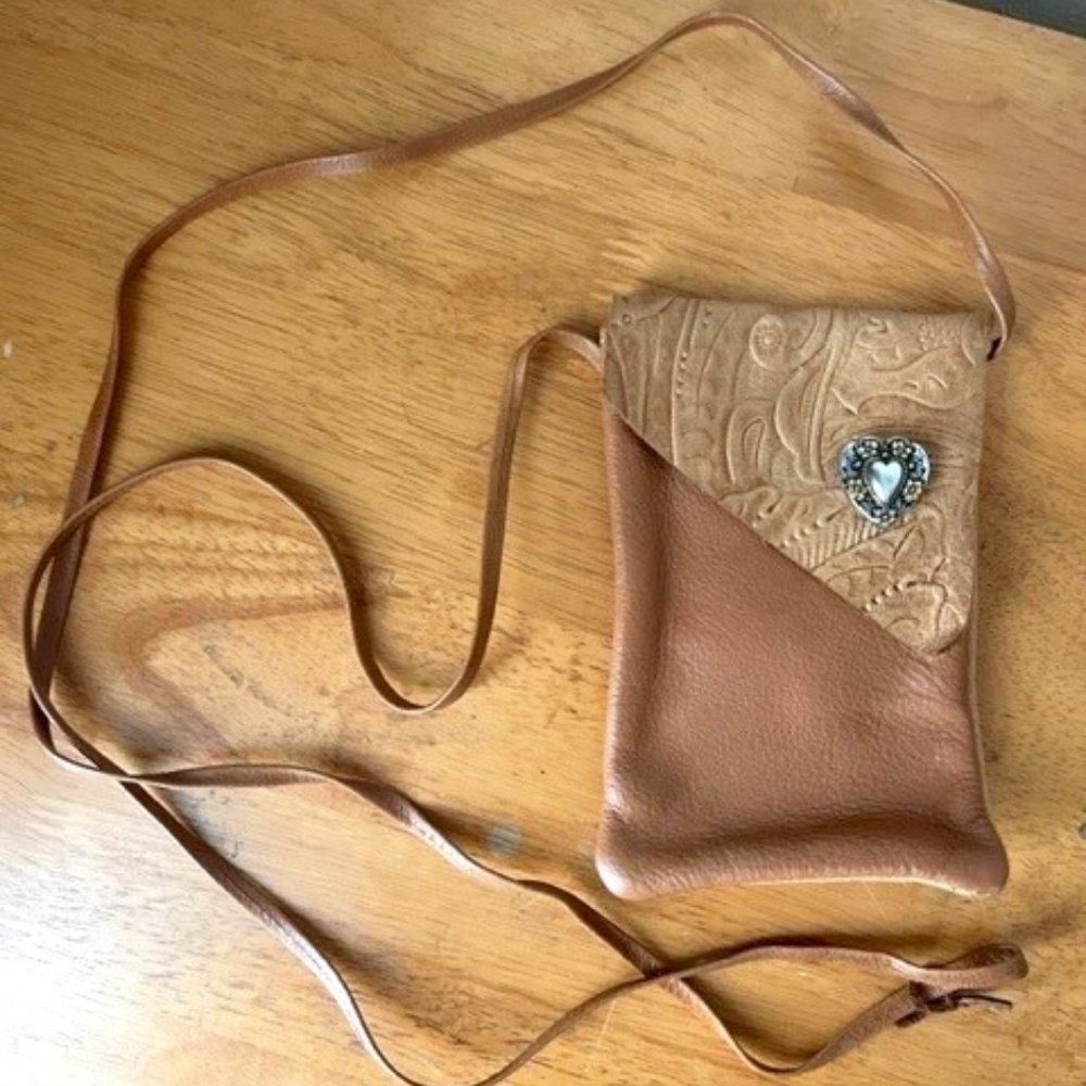 Brighton Phone Pouch - Tan